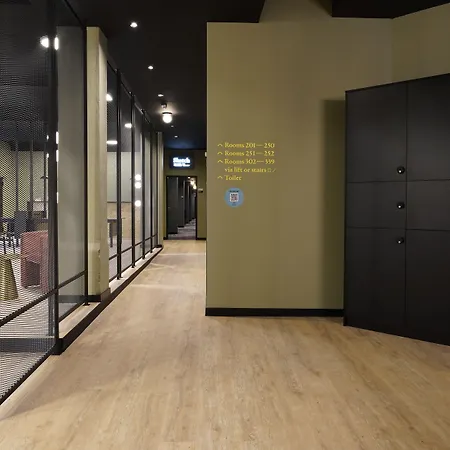 Numa Sketch Aparthotel 4*