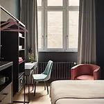 Numa Sketch Aparthotel