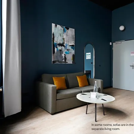 Numa Sketch Aparthotel 4*
